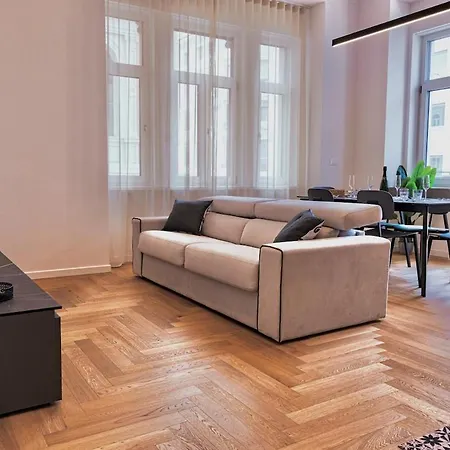 Carducci Dreams Including Free Parking Fast Fibra Appartement