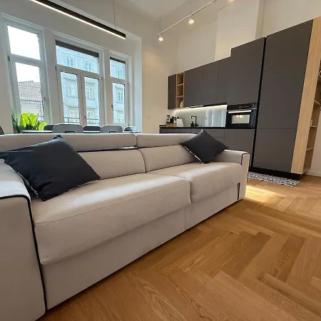 Appartement Carducci Dreams Including Free Parking Fast Fibra Trieste